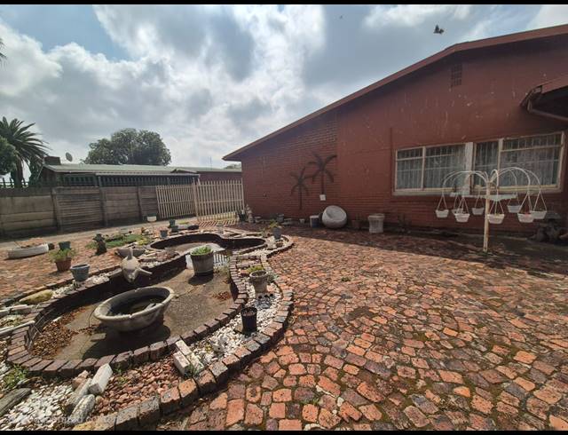3 BEDROOM HOUSE FOR SALE IN VANDERBIJLPARK SE 1